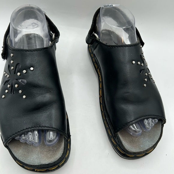 RARE Dr. Martens vintage deadstock black  flower cutout Chunky Sandals England 7 - Picture 4 of 12